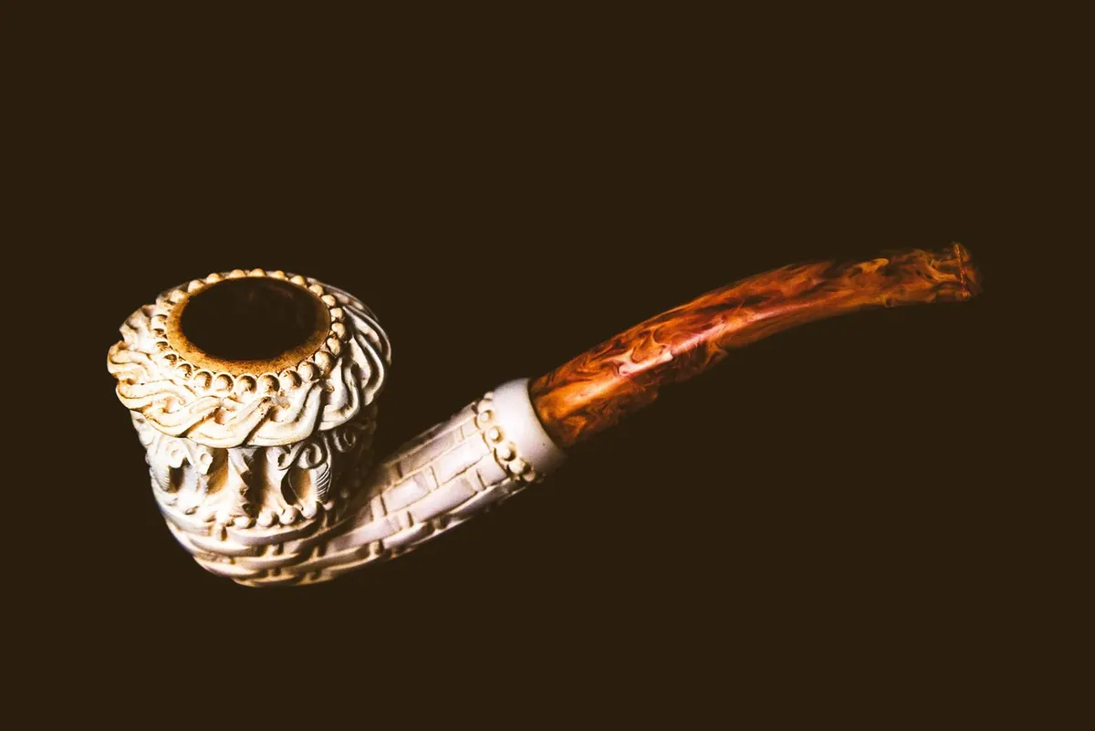 Pipe Rotation Explained: How Resting Briar Pipes Improves Every Smoke